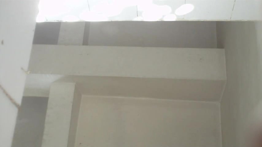 某中学卫生间超近距离偷拍处女嫩学妹 - 5XSQ.COM