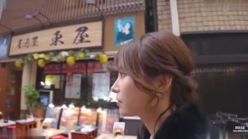[无码破解]CAWD-817 我喜欢高球酒！伊藤真由希反向勾搭素人男子并带他们回家。她做得越多，性欲就越旺盛！最后一个是与 AV 演员的醉酒、大笑和泥梯性爱