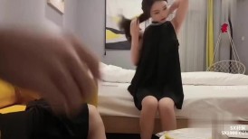 ✅【4K增强字幕版】大熊探花-网约漂亮幼师兼职外围，纯欲温柔身材性感！清纯靓丽美妙呻吟浪叫 视觉感超强 (2)