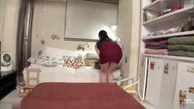 [无码破解]HAWA-360 由于经济拮据，在家开了一家男士美容院的樱先生（28岁）。与邻居的单身母亲进行中出性爱。