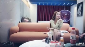 网友投稿探花约炮，极品高颜值大长腿美女爆操特写