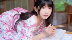 肉包-VVIP糜烂奢华性爱套餐 解放和服包裹的美艳色气肉体任你品尝001 (1)