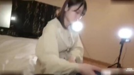 FC2 4747768 【无码 / 初次捆绑 / 第一部】19岁纯情少女，志在成为新闻播音员！震惊业界的神奇天赋！